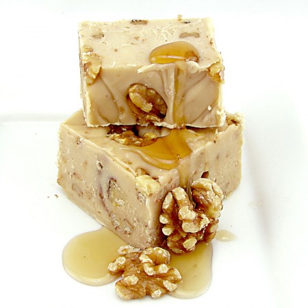 keriblue-get-fudged-maple-walnut-fudge